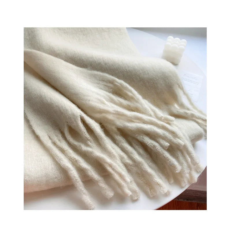 Luxury Cashmere-Feel Winter Scarf – Soft, Warm & Elegant Shawl Wrap with Tassels for Women!