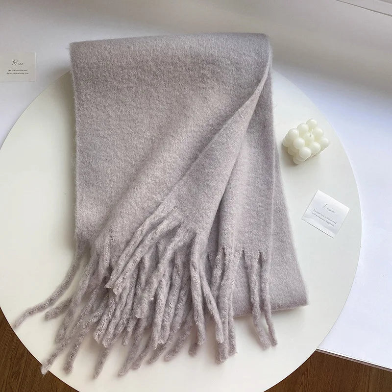 Luxury Cashmere-Feel Winter Scarf – Soft, Warm & Elegant Shawl Wrap with Tassels for Women!