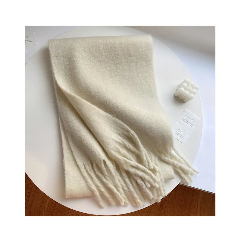 Luxury Cashmere-Feel Winter Scarf – Soft, Warm & Elegant Shawl Wrap with Tassels for Women!