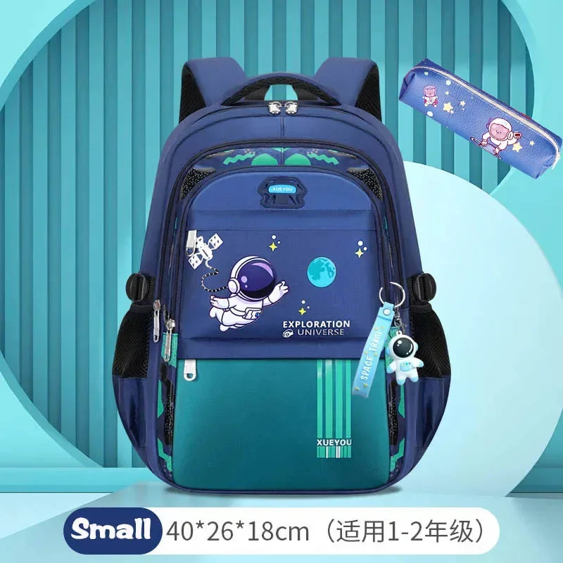 Astronaut-Themed Waterproof School Backpack – Lightweight, Spacious & Spinal Protection Design for Boys!