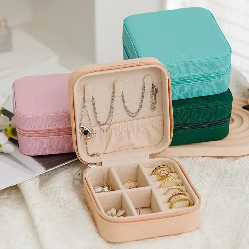 Portable PU Leather Jewelry Box – Travel Organizer for Rings, Earrings & Necklaces