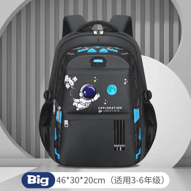 Astronaut-Themed Waterproof School Backpack – Lightweight, Spacious & Spinal Protection Design for Boys!