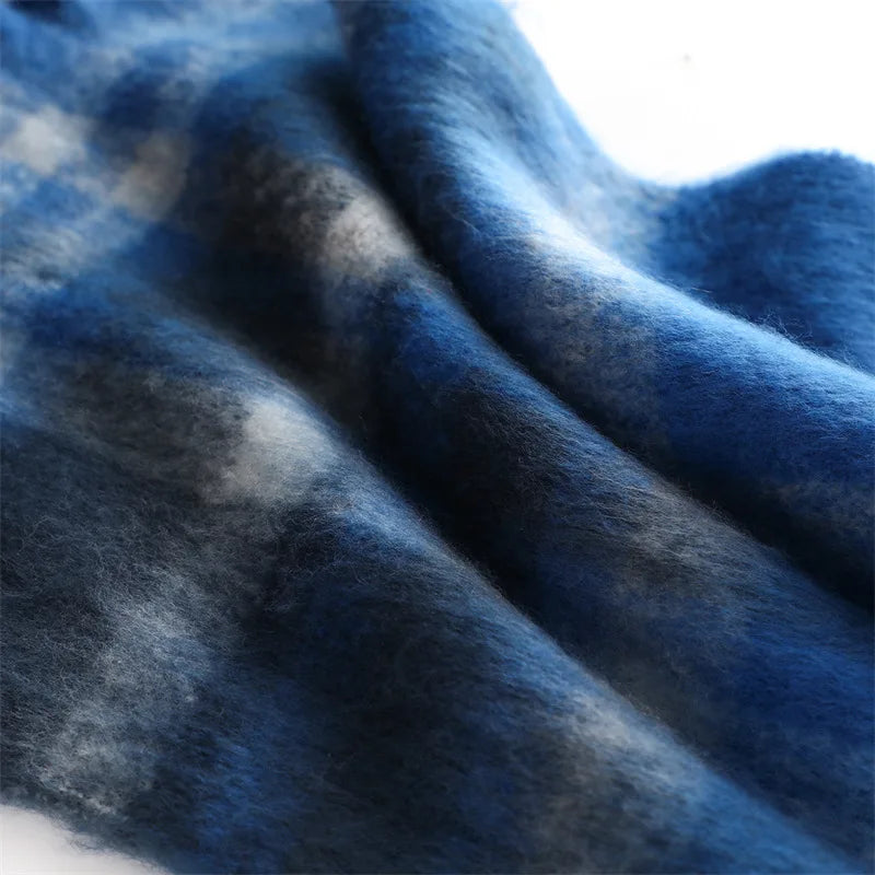 Ultra-Soft Korean Winter Cashmere-Feel Scarf – Thick, Warm & Stylish Tassel Shawl for Men & Women!