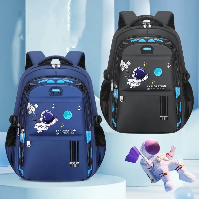 Astronaut-Themed Waterproof School Backpack – Lightweight, Spacious & Spinal Protection Design for Boys!
