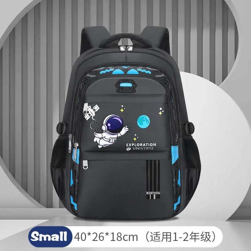 Astronaut-Themed Waterproof School Backpack – Lightweight, Spacious & Spinal Protection Design for Boys!