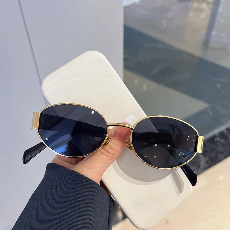 Fashion Retro Oval Sunglasses – Classic Metal Frame UV400 Shades for Men & Women ✨☀️