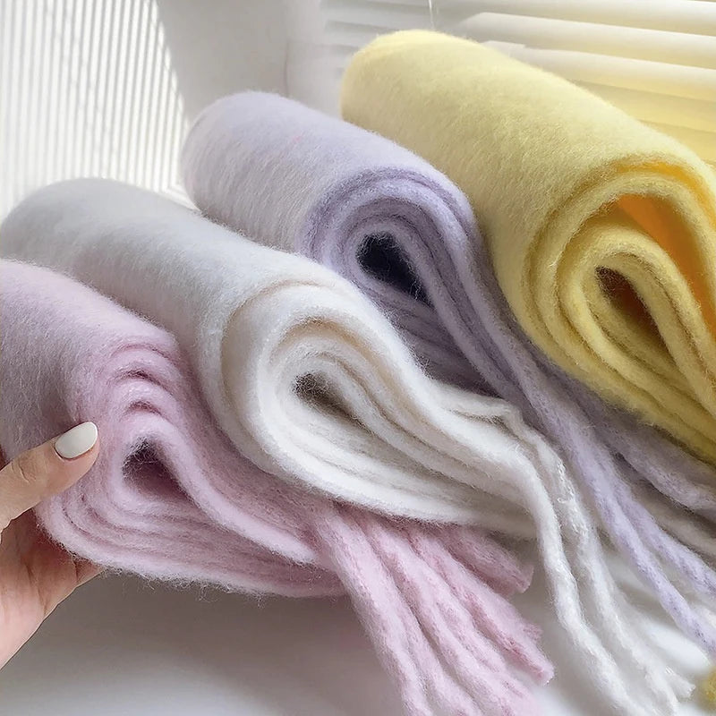 Luxury Cashmere-Feel Winter Scarf – Soft, Warm & Stylish Shawl Wrap with Tassels for Women!