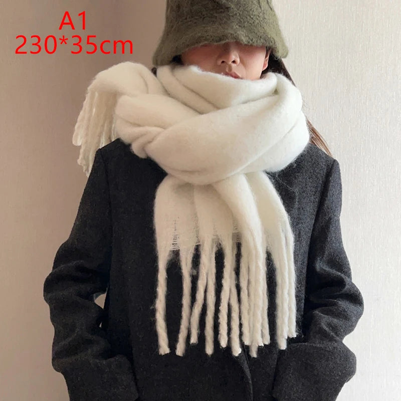 Luxury Cashmere-Feel Winter Scarf – Soft, Warm & Stylish Shawl Wrap with Tassels for Women!