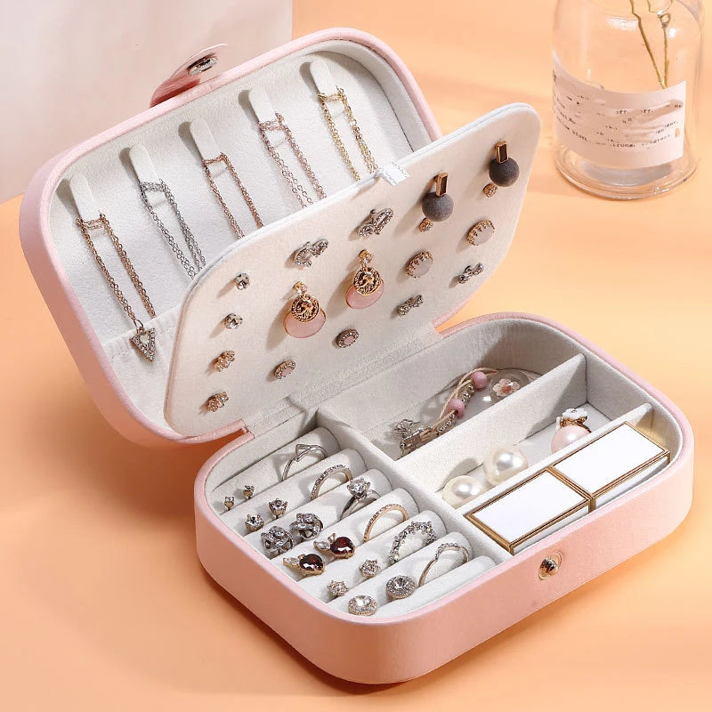 Portable Leather Jewelry Box – Travel Organizer with Zipper for Rings, Earrings & Necklaces