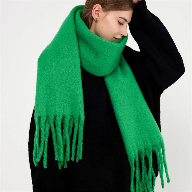 Luxury Cashmere-Feel Winter Scarf – Soft, Warm & Elegant Shawl Wrap with Tassels for Women!