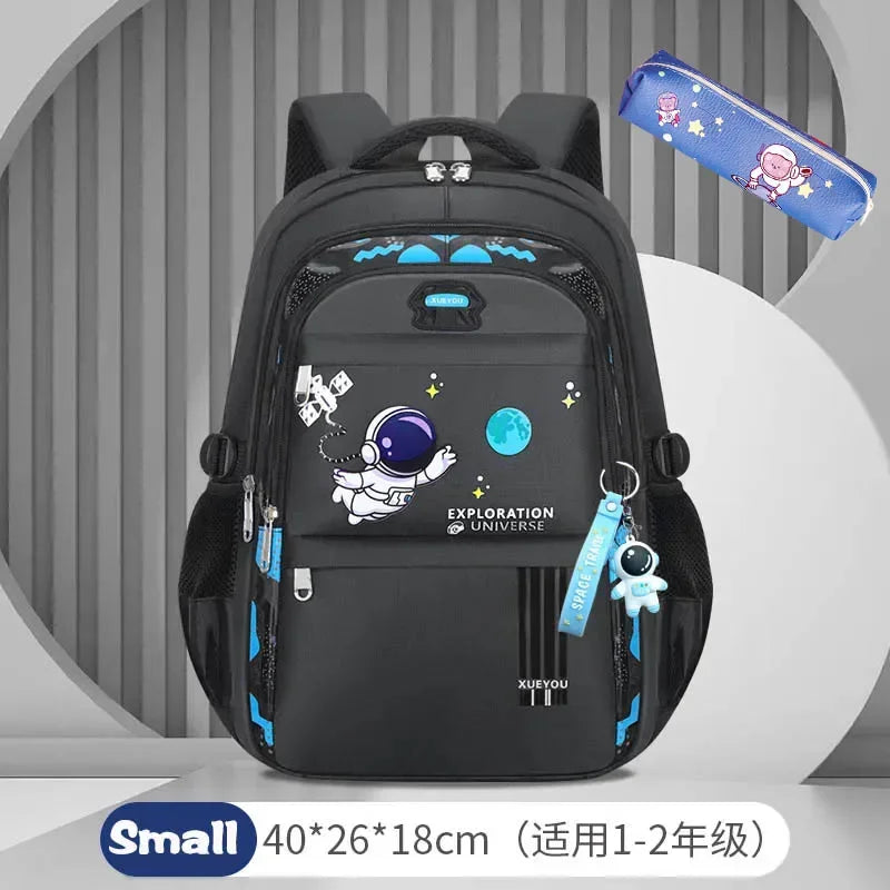 Astronaut-Themed Waterproof School Backpack – Lightweight, Spacious & Spinal Protection Design for Boys!