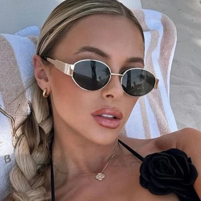 Fashion Retro Oval Sunglasses – Classic Metal Frame UV400 Shades for Men & Women ✨☀️