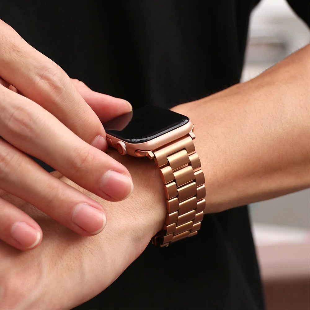 Premium Stainless Steel Strap for Apple Watch – Elegant Metal Bracelet (Ultra/Series 10/9) ✨