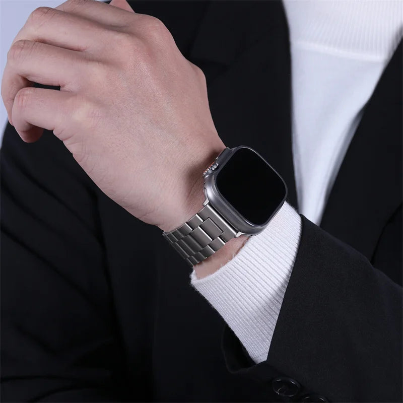 Premium Stainless Steel Strap for Apple Watch – Elegant Metal Bracelet (Ultra/Series 10/9) ✨