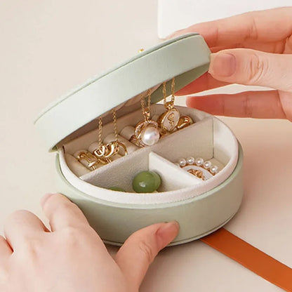 Mini Portable PU Leather Jewelry Box – Travel Organizer for Rings, Earrings & Necklaces