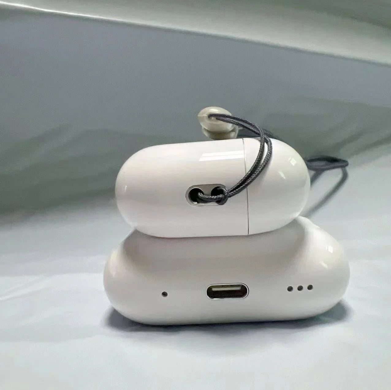 Original Apple Airpods Pro2 3 USB-C Wireless Bluetooth Earbuds Active Noise Cancellation with Charging Case for IPhone iPad
