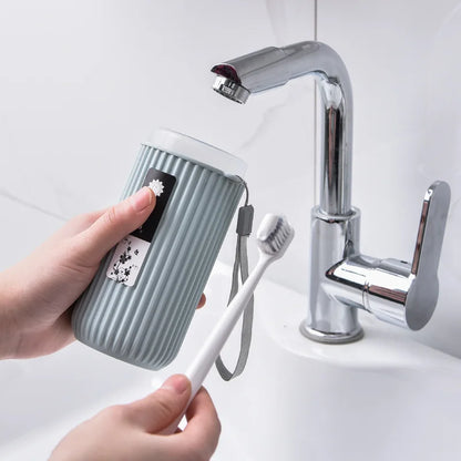 Portable Toothbrush & Toothpaste Holder – Travel Camping Storage Case for Hygiene & Convenience