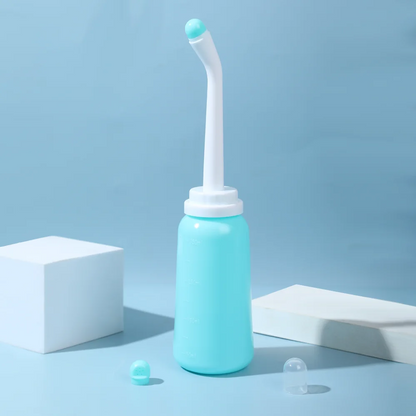 🚿 Handheld Personal Bidet Bottle – 350mL Portable Hygiene Solution for Feminine & Perineum Care! ✨💦