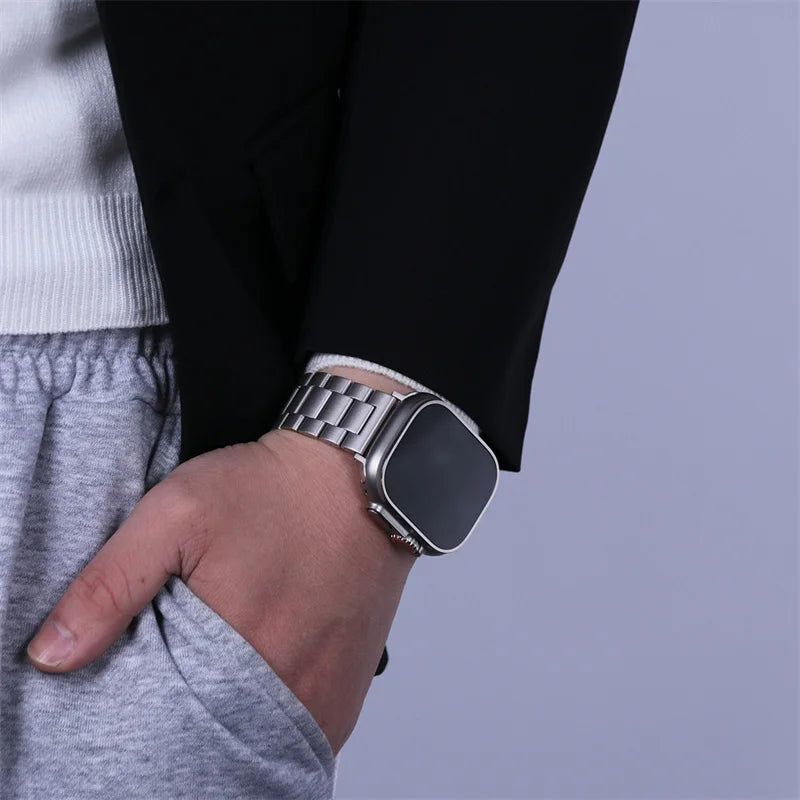 Premium Stainless Steel Strap for Apple Watch – Elegant Metal Bracelet (Ultra/Series 10/9) ✨