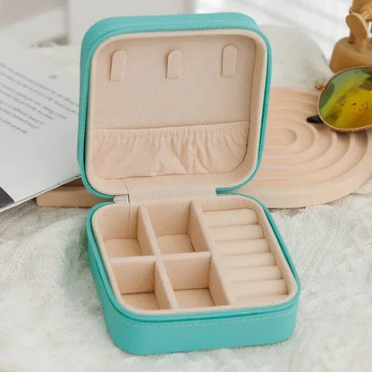 Portable PU Leather Jewelry Box – Travel Organizer for Rings, Earrings & Necklaces